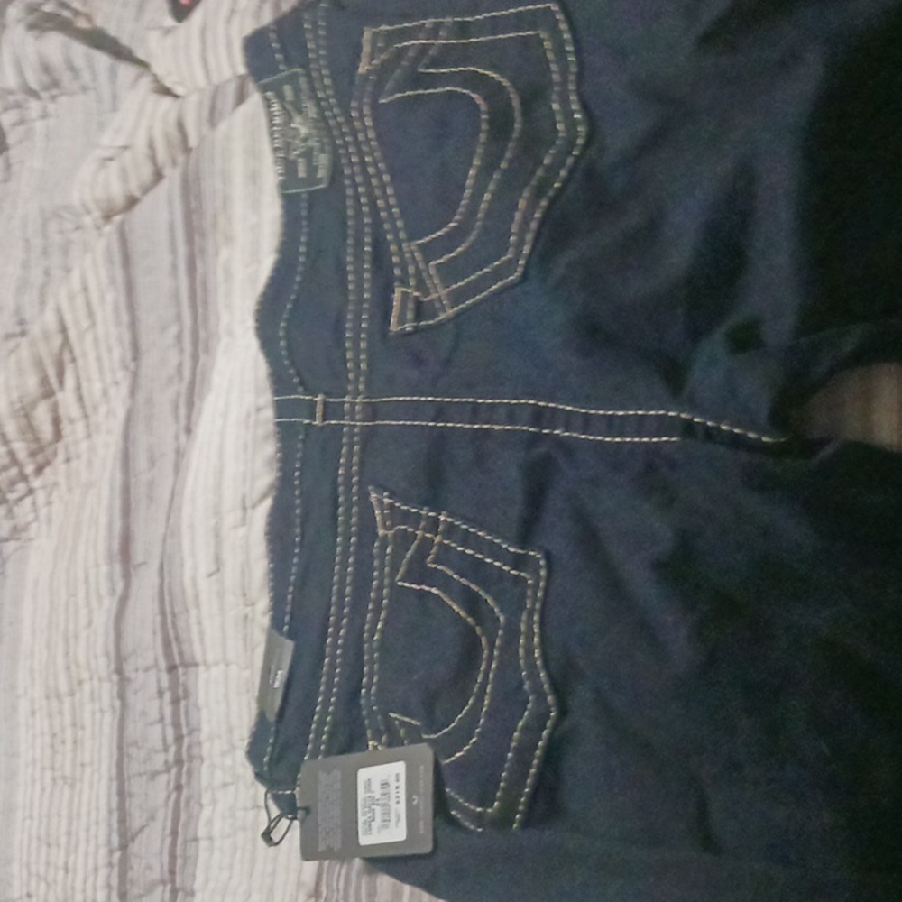 Jeans - Picture 3 of 4